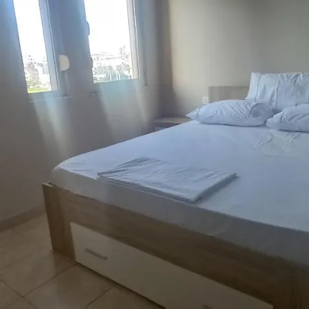 Tropical 1 Bedroom 1 Living By The Sea * Дуррес