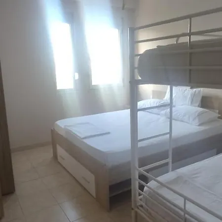 아파트 Tropical 1 Bedroom 1 Living By The Sea *