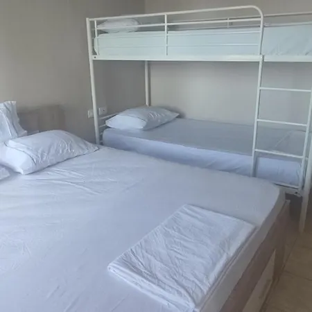Tropical 1 Bedroom 1 Living By The Sea * Durrës